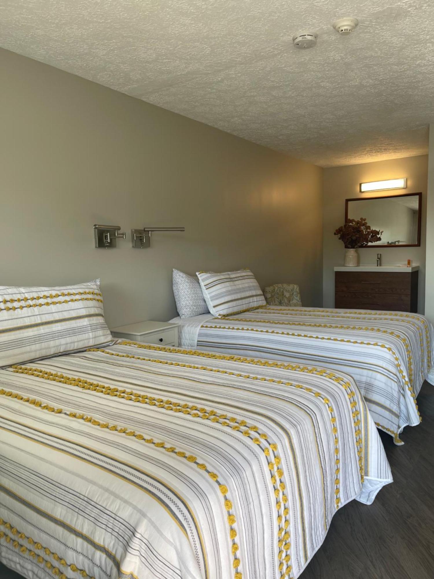 Hotel Lake Anna Glenora Zewnętrze zdjęcie